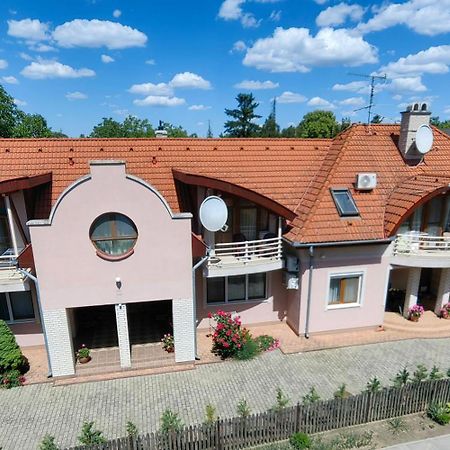Aranyapartman Hajdúszoboszló Exterior foto